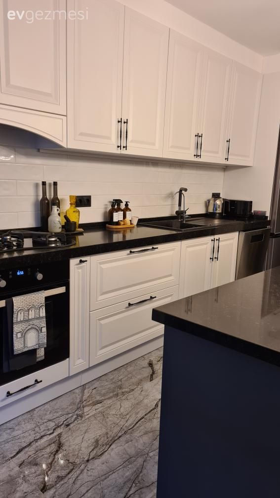 Kuşadası'ndaki Bu Villanın Her Alanında Davetkar Bir Ambiyans Var!