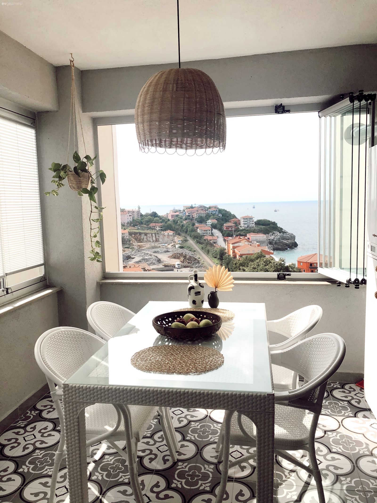 Bu Evde Elinizi Nereye Atsanız Karşınıza Bir Kendin Yap İşi Çıkıyor