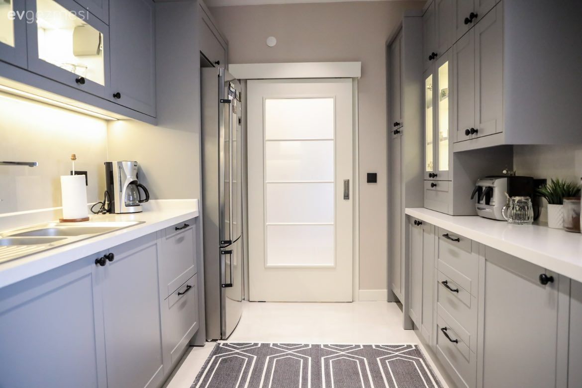 Bu İstanbul Evinde Özel Tasarımlar Ahşapla Sıcaklık Kazanmış!