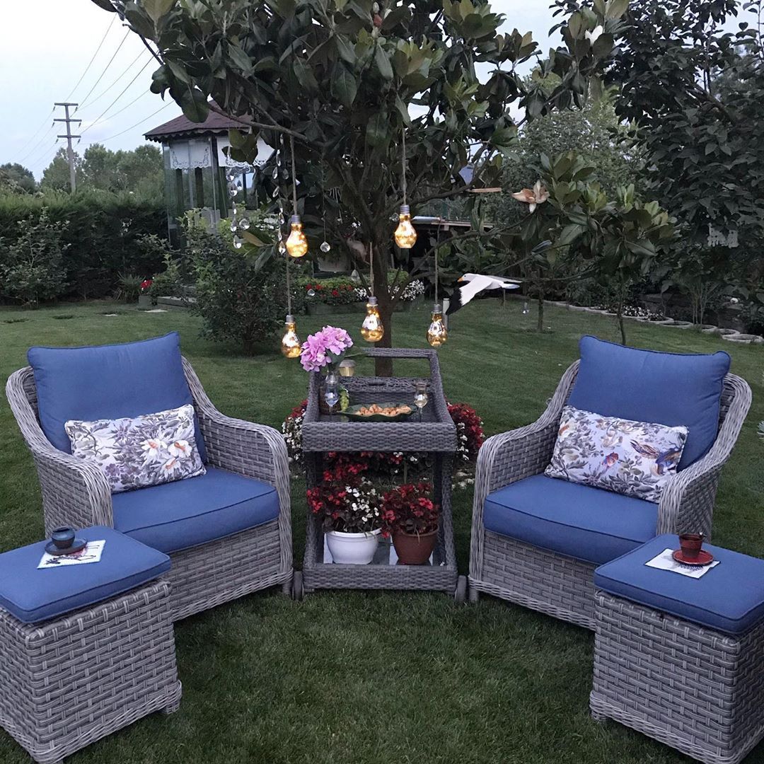 Bahçe, Bahçe oturma grubu, Peyzaj, Hasır, Mavi, Çiçeklik