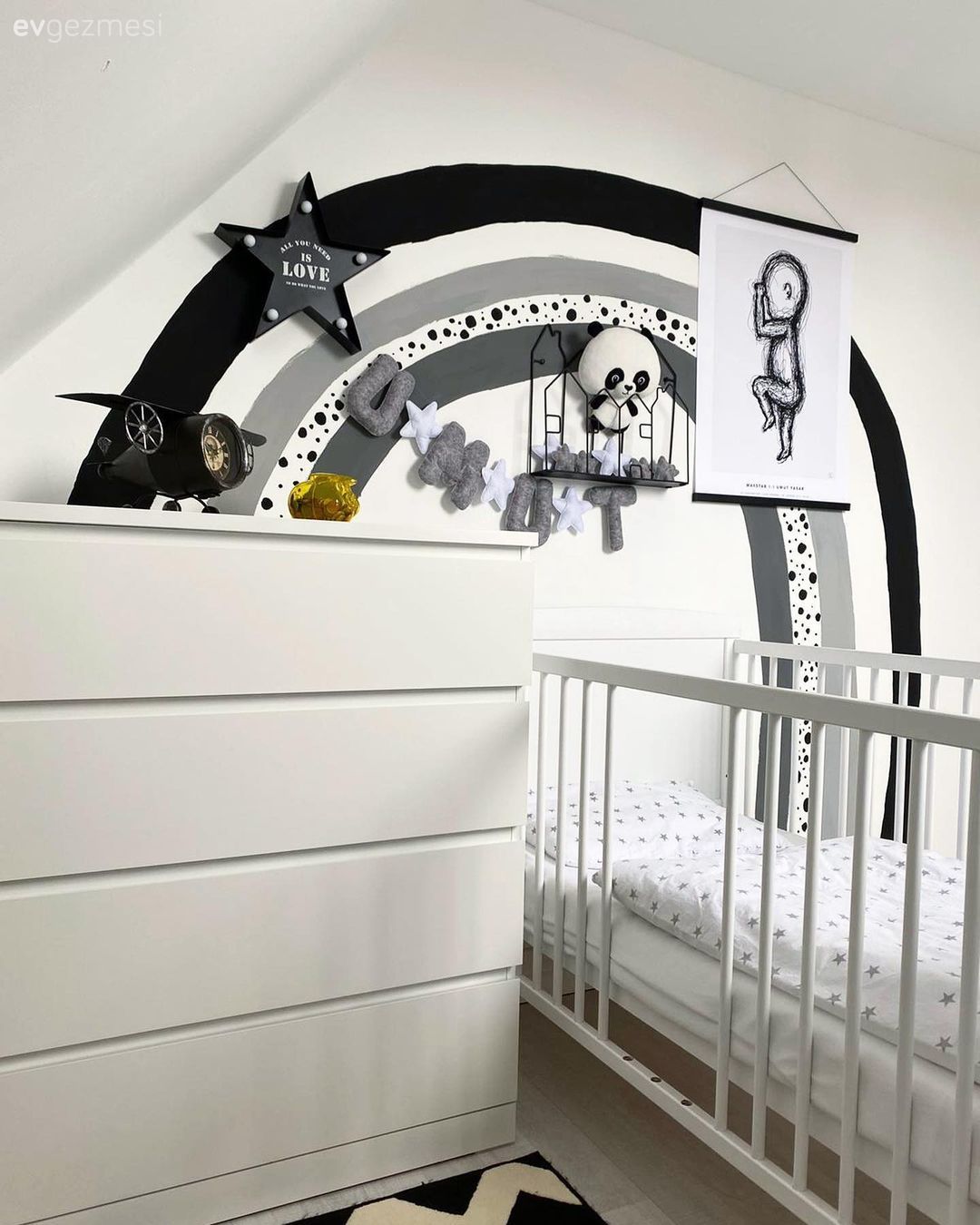 Sıra Dışı Tasarımları İçinde Barındıran Bu Ev Eklektik Çizgide