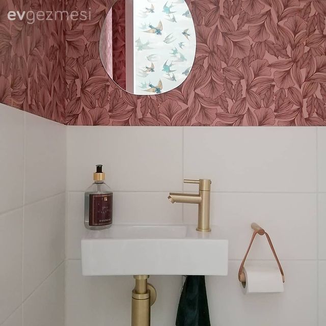 Banyo İçin Duvar Kağıdı Kullanışlı Olur Mu?