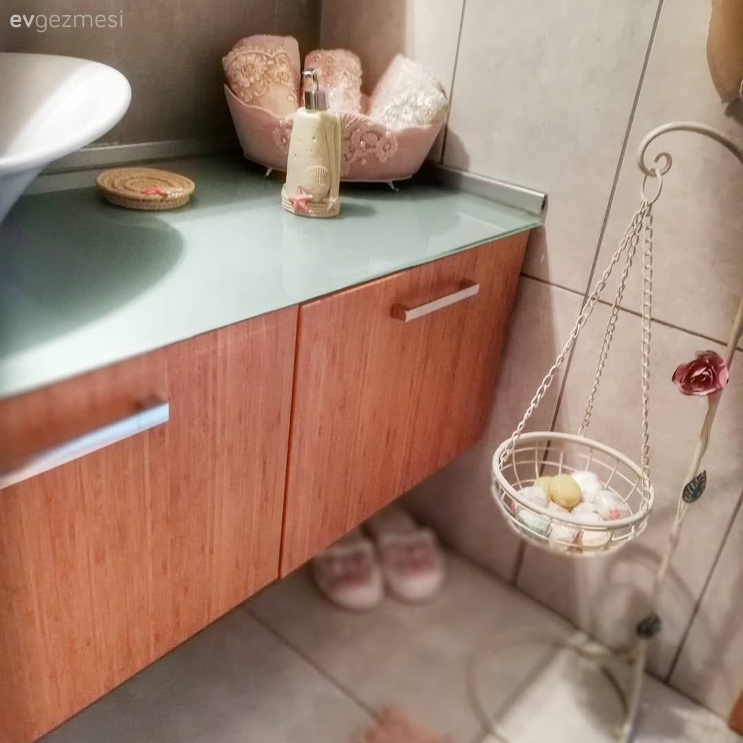 Bu Ev Klasik Stili ve Güçlü Renkleriyle Çok Şık