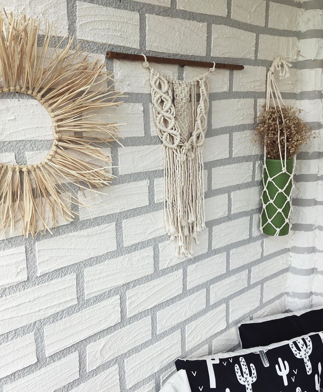 Öncesi&Sonrası: Düz Beton Bir Balkon Şimdi Günlük Güneşlik Bir Atölye