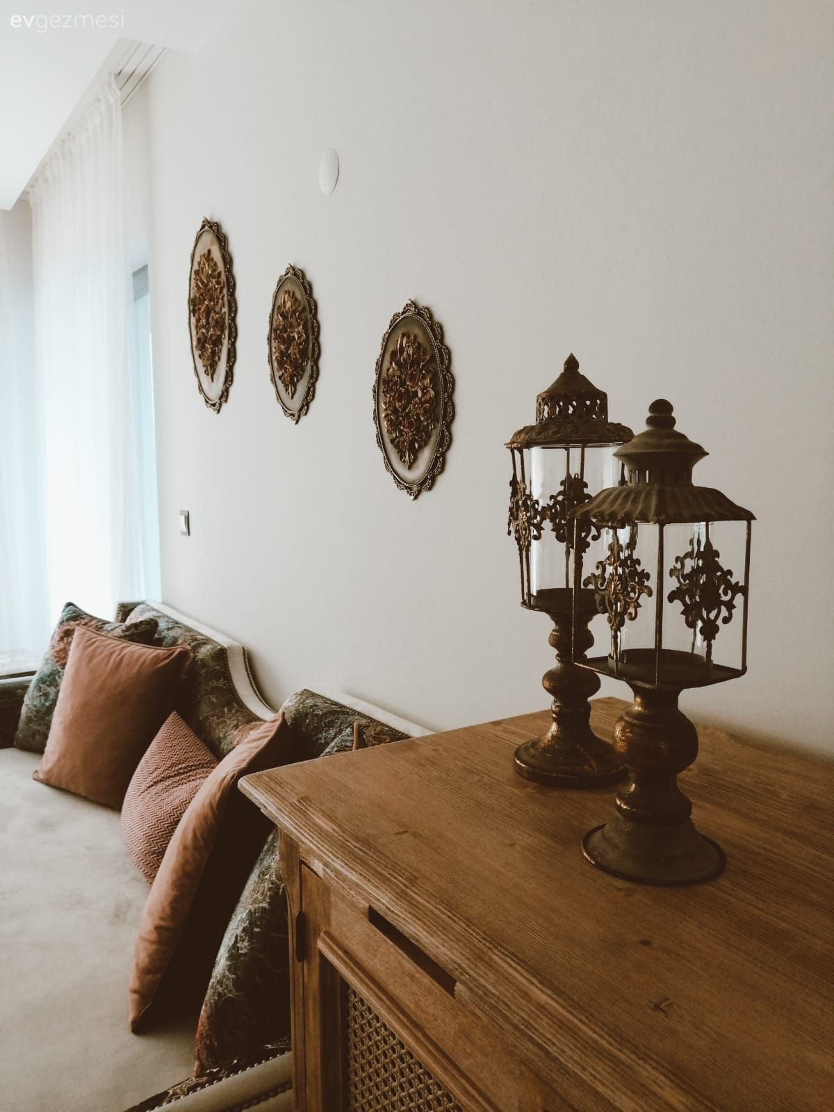 Ahşap Mobilya, Şamdan, Ev Aksesuar, Kırlent, Ev tekstili, Duvar dekorasyonu