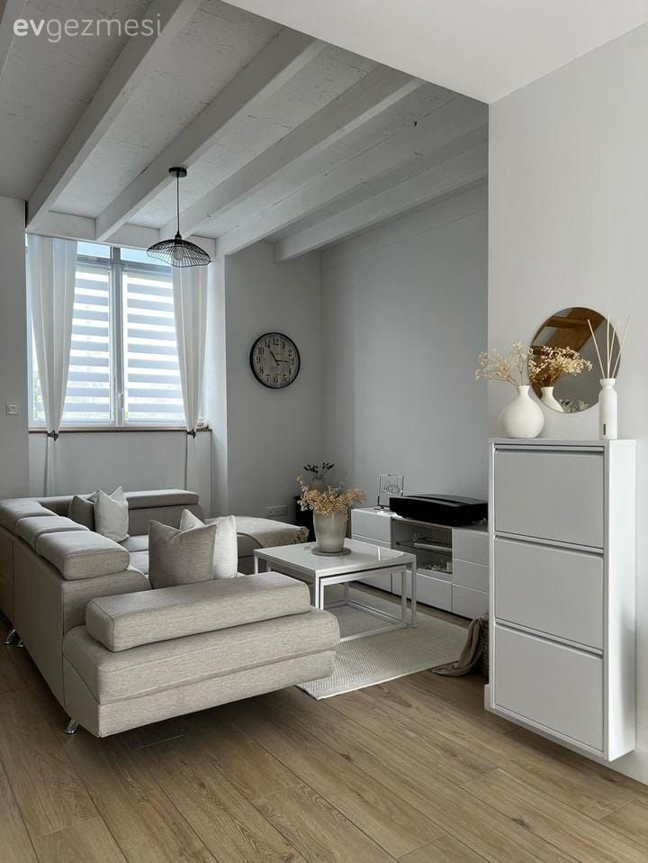 Salon, İskandinav, Beyaz, Bej, Köşe koltuk, Koltuk takımı, Orta sehpa, Sehpa, Tv ünitesi, Tv ünitesi aksesuarları, Ev Aksesuar, Halı, Salon halısı, Dekoratif Objeler