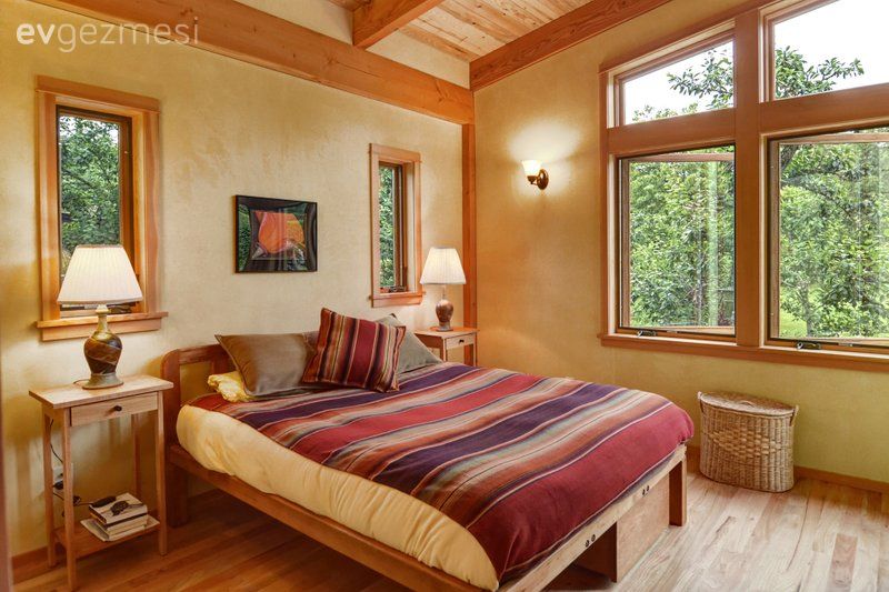 Kır Evi Ruhunu Yaşatan Eğik Çatılı 74 M2'lik Ahşap Ev!