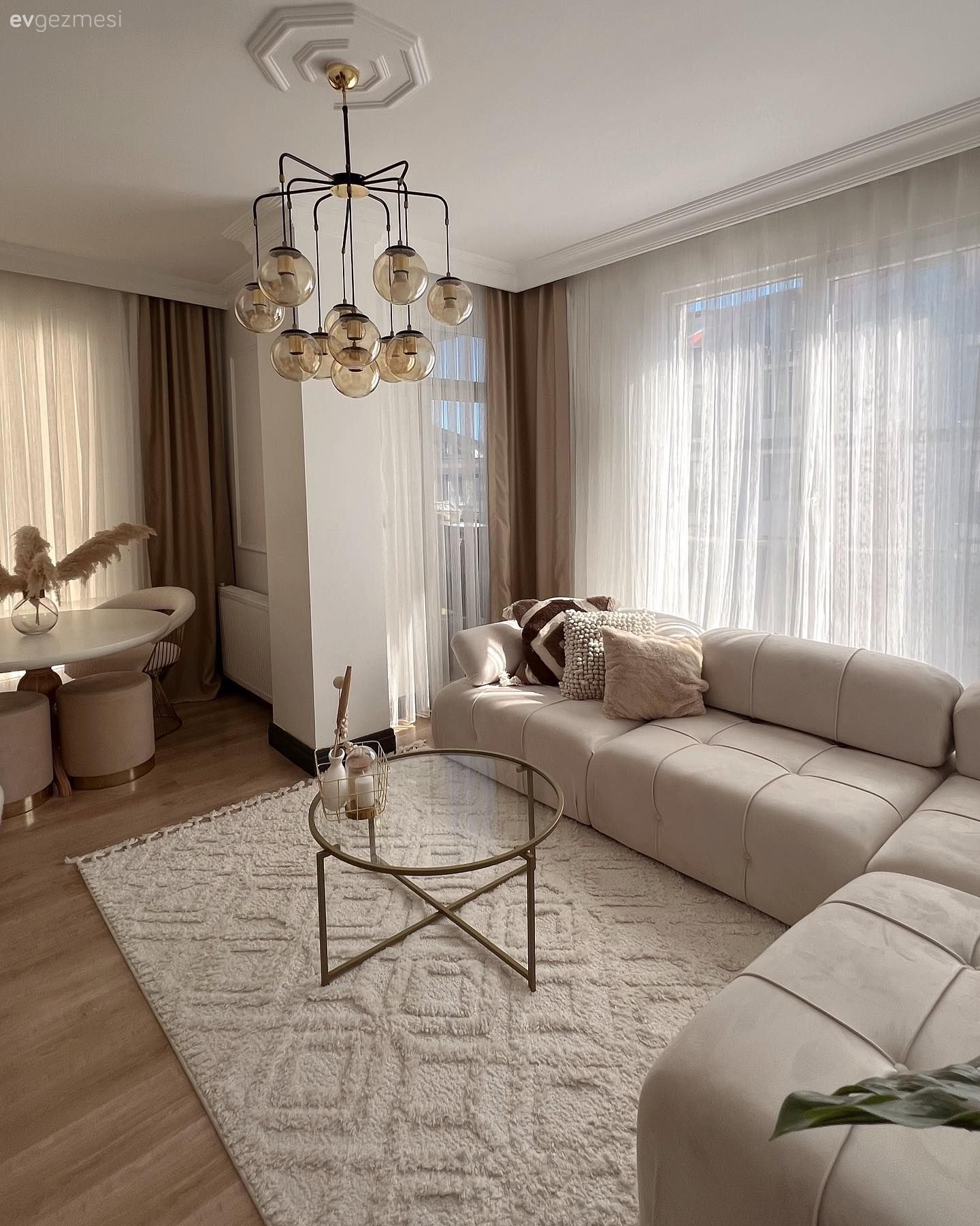 Değişiklikten Güç Alan Bu Ev Yeni Haliyle Daha Ferah!