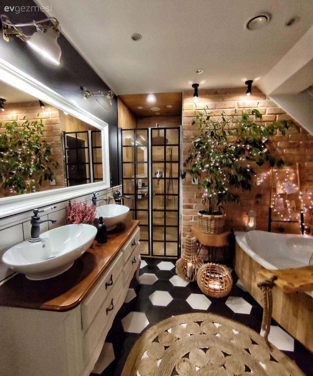 175 M2'lik İki Katlı Lüks Villanın İçi ve Proje Detayları