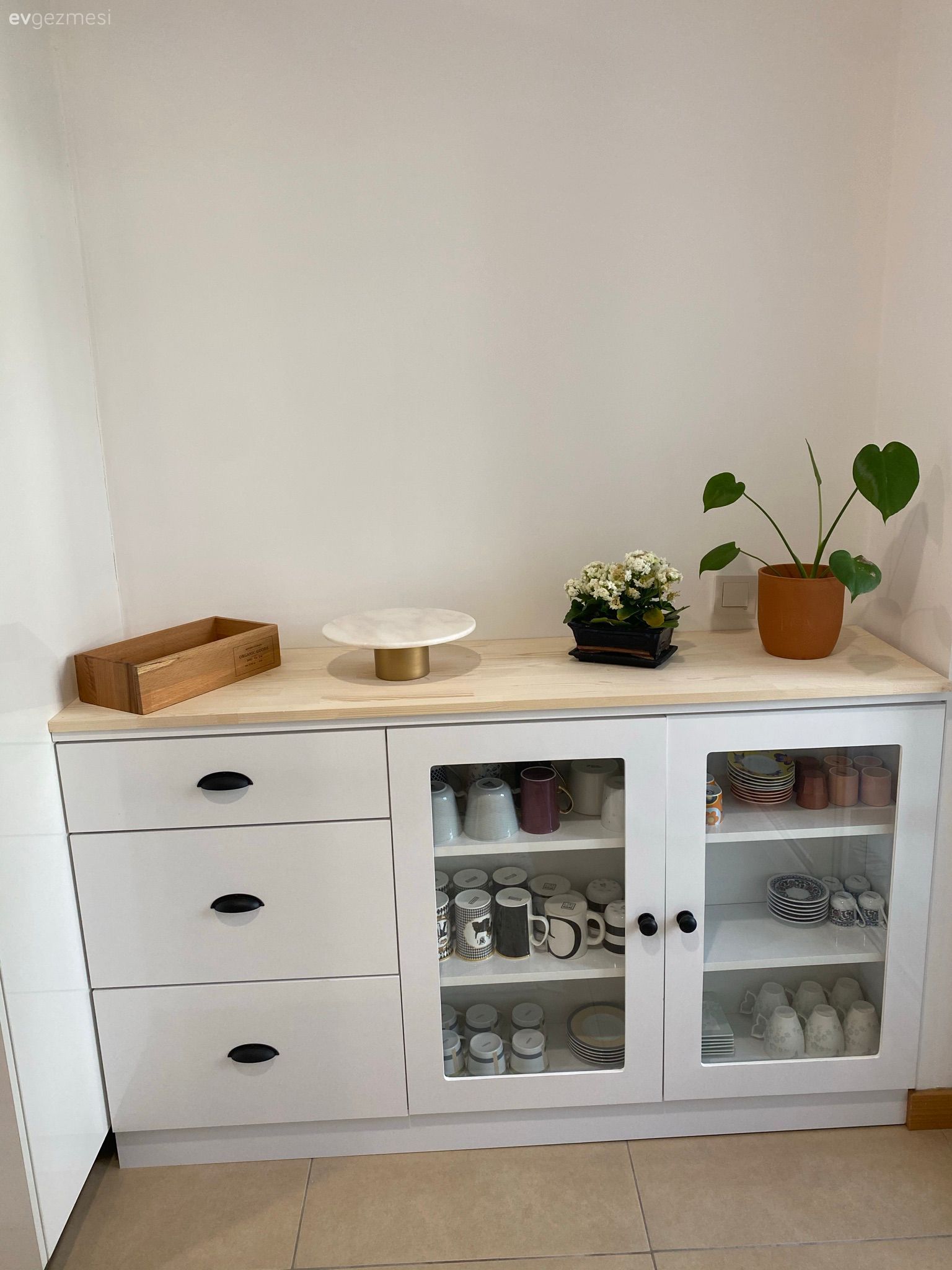 Ekstra mutfak dolabı, Mutfak, Beyaz