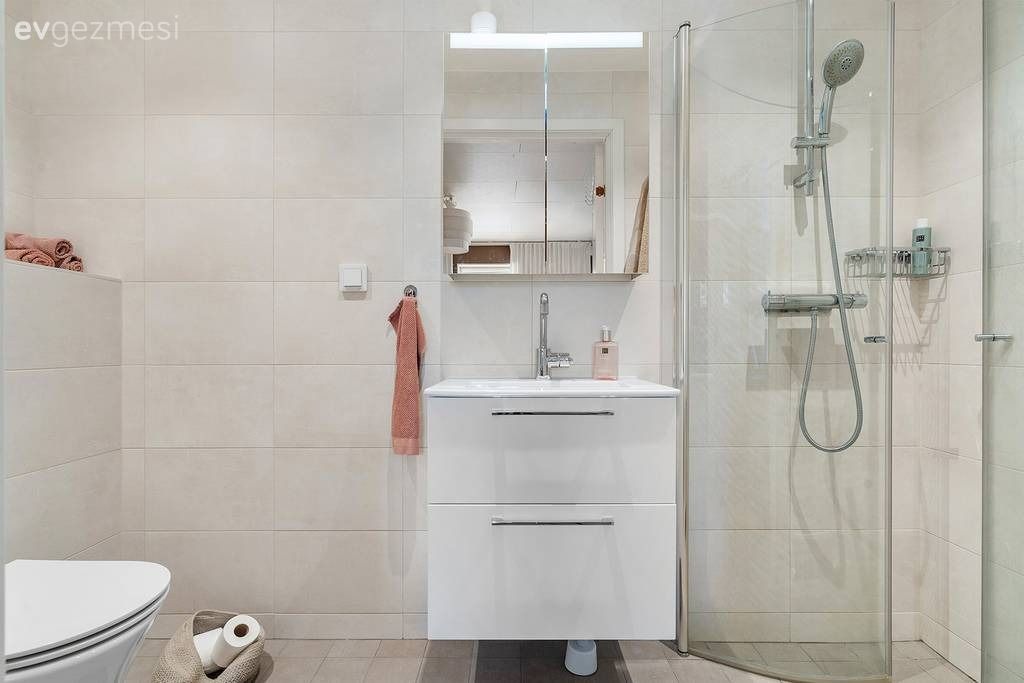 Panoramik Görüntü Sunan Pencerelere Sahip 140 M2'lik  Ev