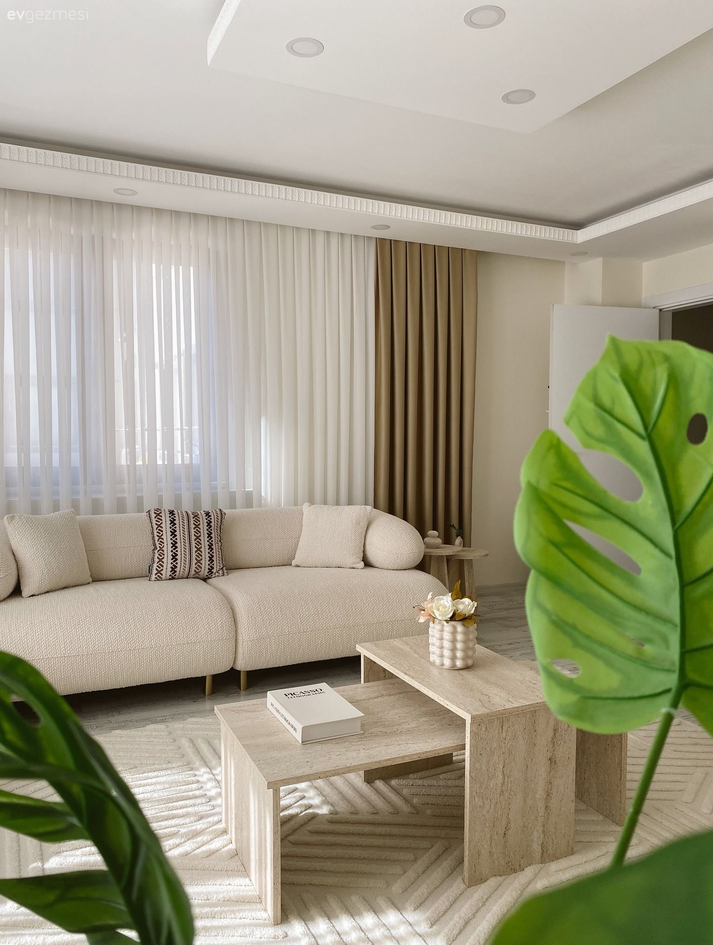 Bu İstanbul Evinde Ferahlık ve Konfor Oldukça Önemli