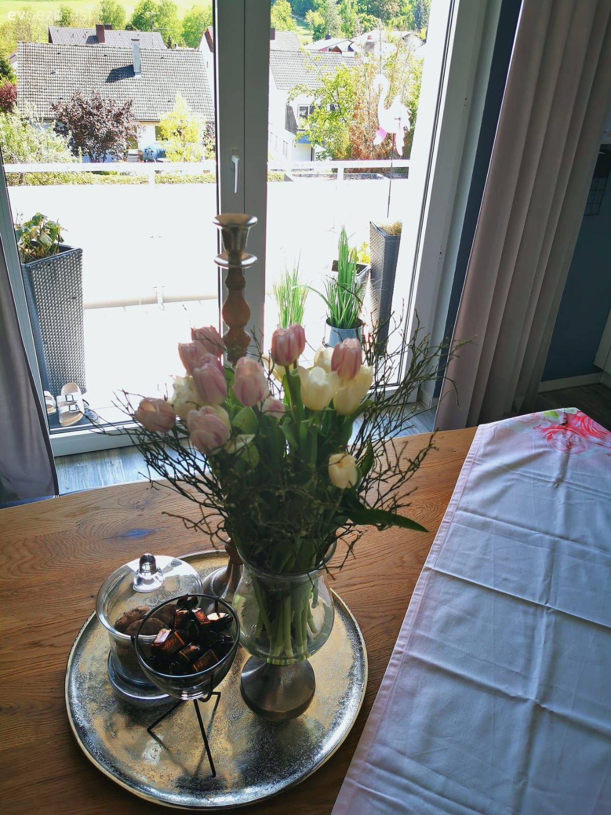 Mutfak masası, Ahşap masa, Masif ahşap, Vazo, Ev Aksesuar, Çiçekler