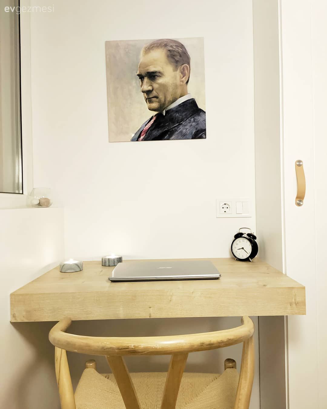 Ahşap Mobilya, Çalışma masası, Sandalye