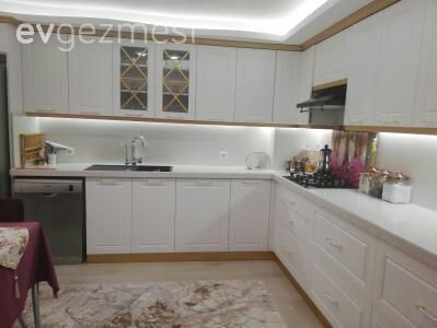 Klasik Şıklıktaki Bu Ev Gösterişli Detayları Çok Seviyor!