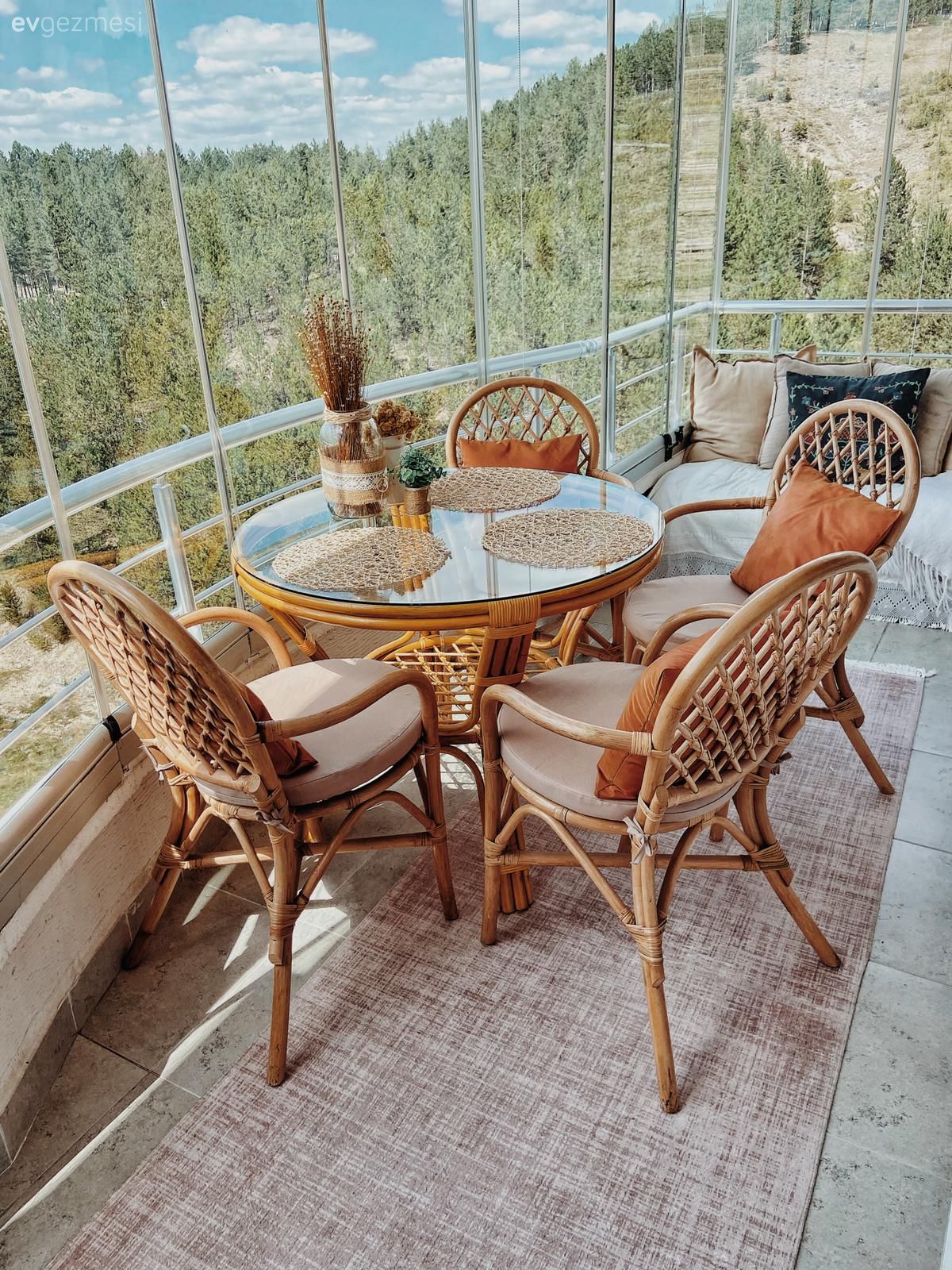 Yeşil Duvarıyla Merhaba Diyen Bu Kastamonu Evi Sade ve Sıcak!