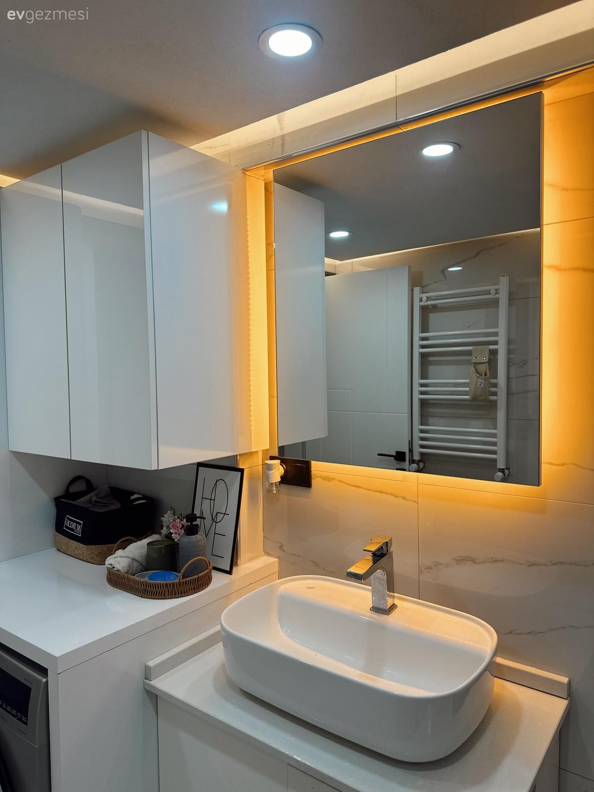 Tadilatı Tamamlanan Bu Aydın Evi Modern Stilin Örneği!