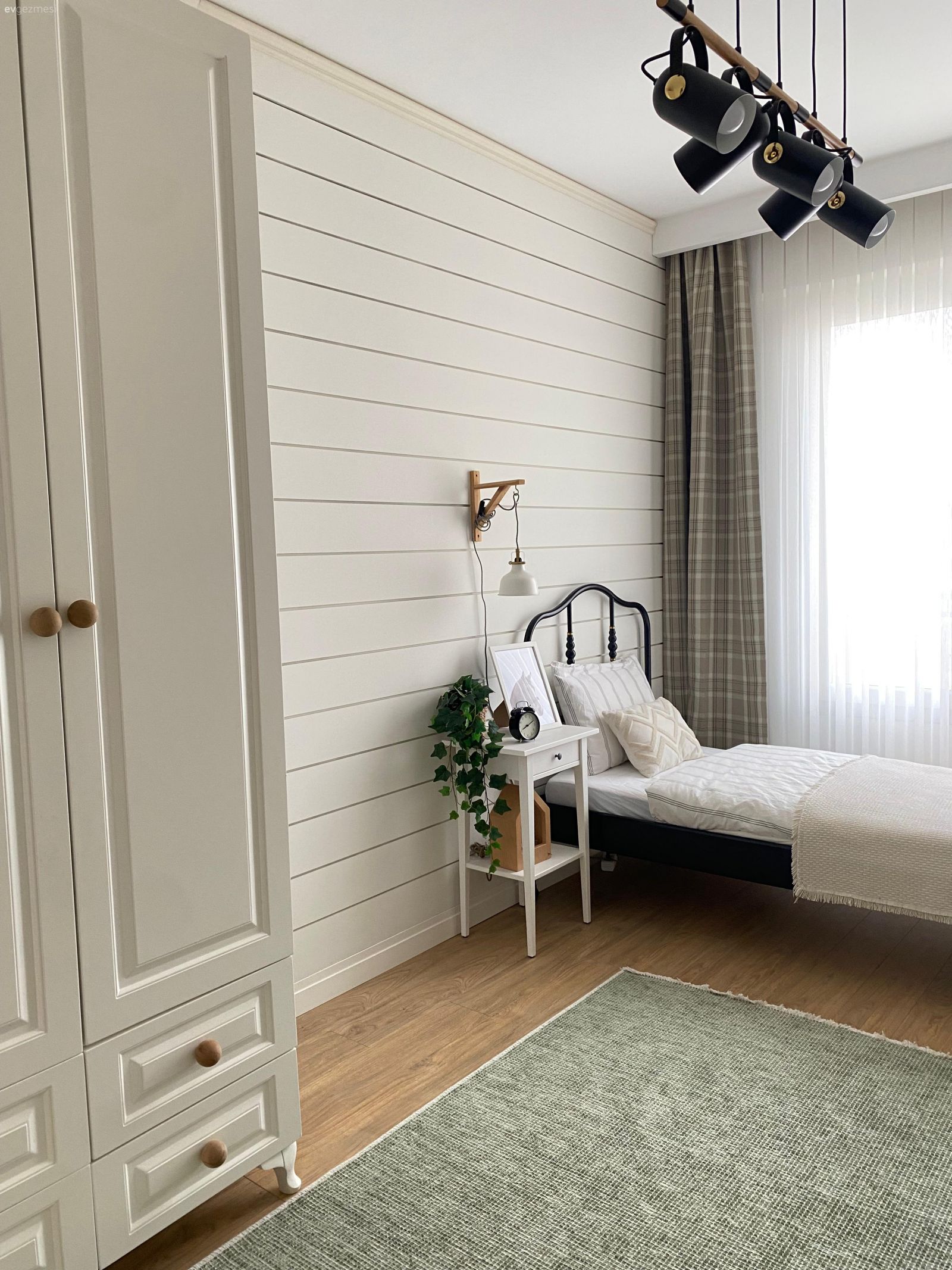 Öncesi&Sonrası: Değişimi Çok Seven Bu Evde Duvarlar Hep Hareketli!