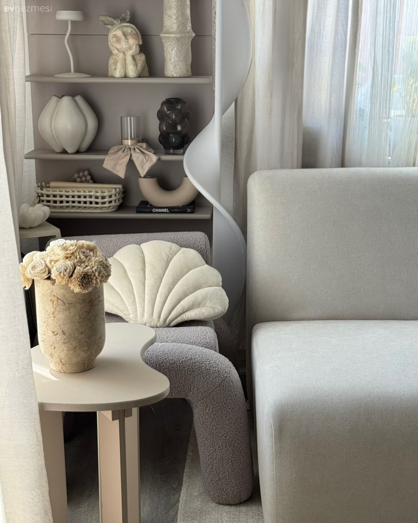 Bu Natürel Evde Sakinlik Sağlayan Her Şeye Yer Verilmiş