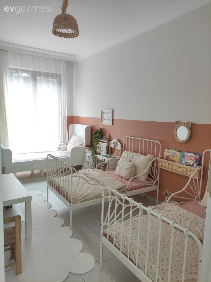 Ev Gezmesi: Beyazın Yanına En Çok Turuncuyu Yakıştıran Bir Dekor!