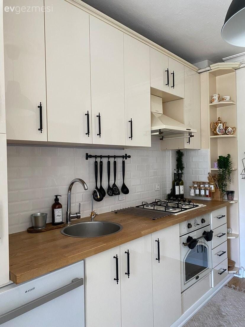 Bu İzmir Evinin Keyfine En Çok Düşkün Kısmı Balkon!