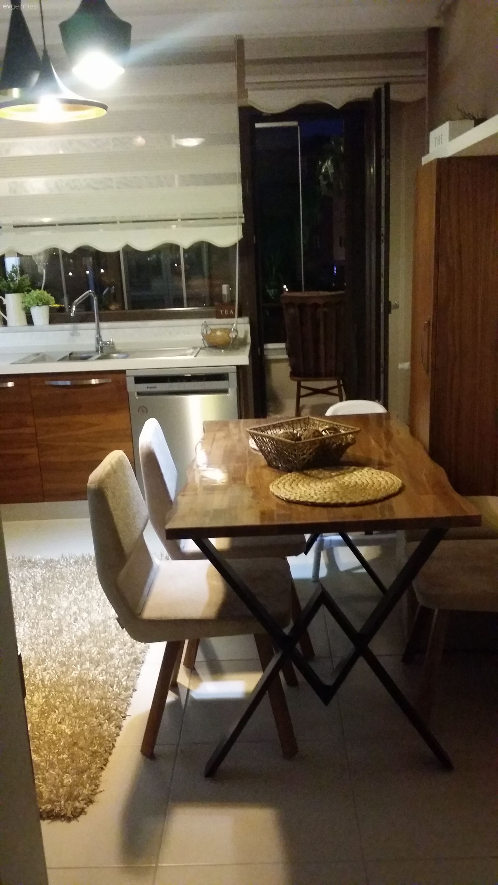 Mutfak, Ahşap mutfak, Zebra Perde