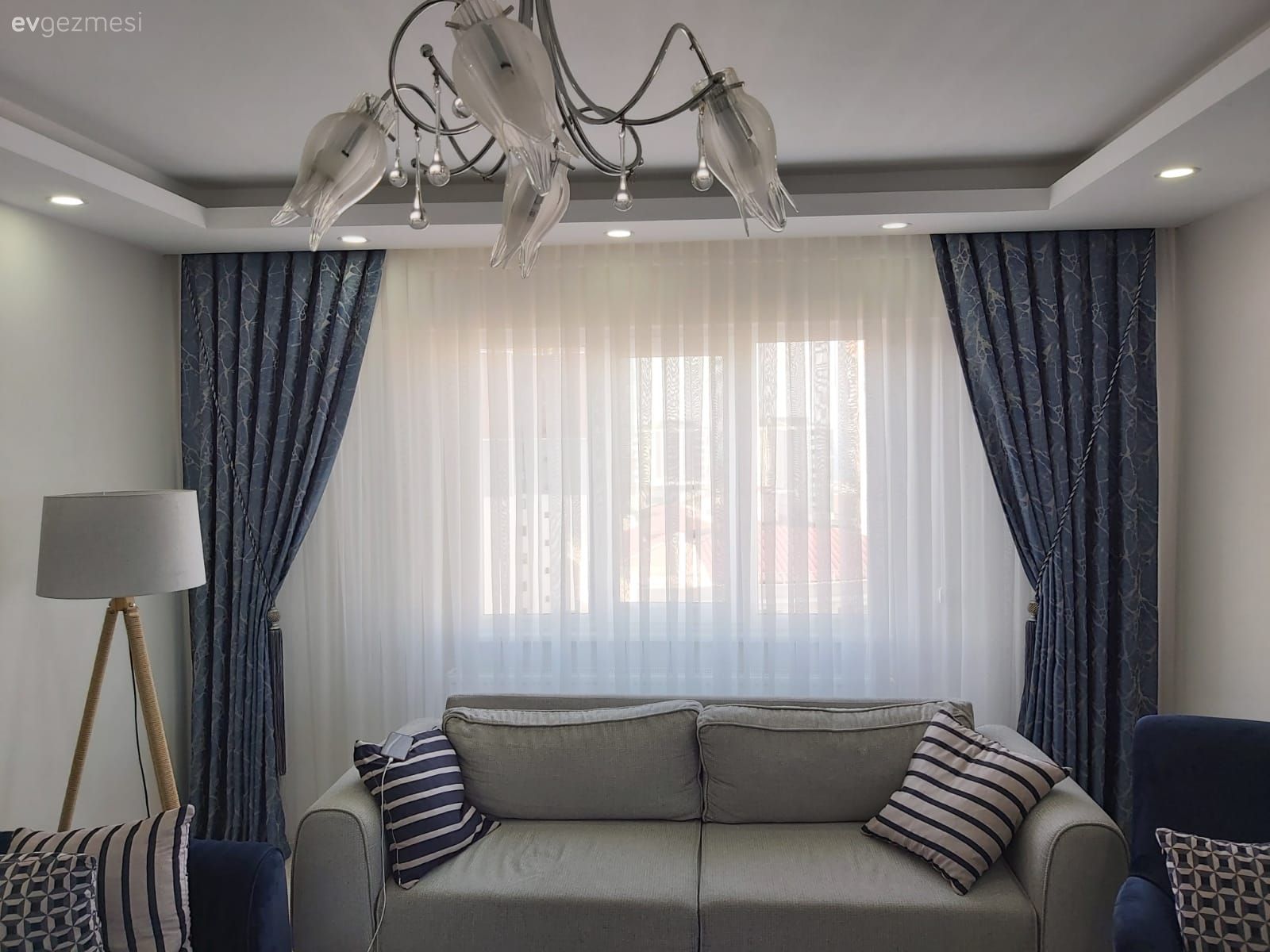 Salonumla ilgili yardım!