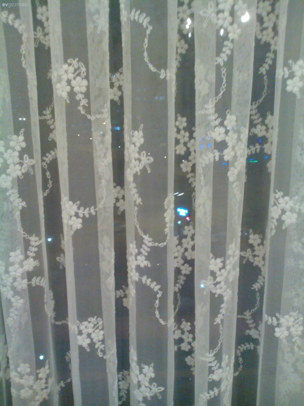 Aceleye gelen yepyeni perdelerime eşyalarım uyacak mı?