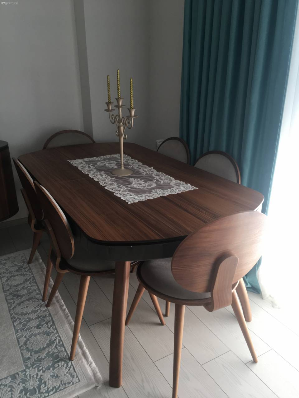 İçinde kahkalar eksik olmasın :)
