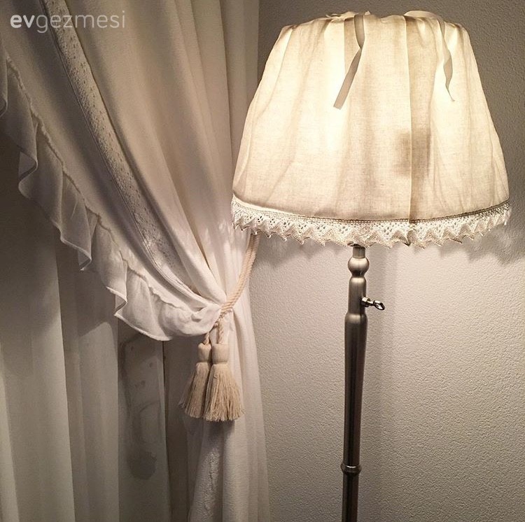 Ayşe hanımın antik stilde, sade ve göz alıcı evi..