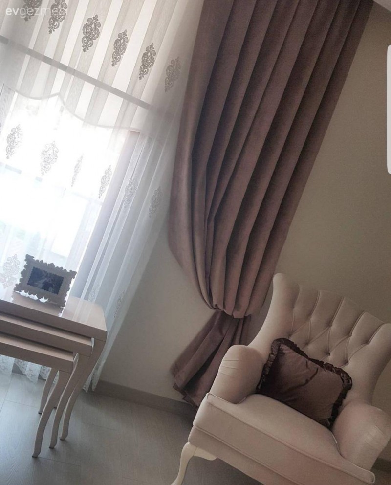 Sadeliğin zerafeti.. Reyhan hanımın aydınlık ve keyifli evi.