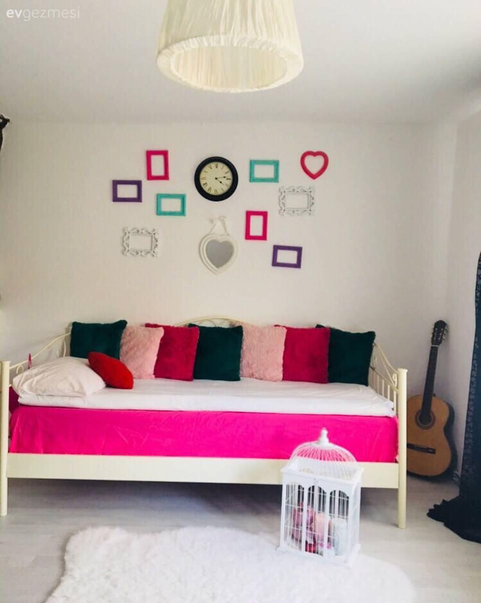 Modern stile rustik esintiler. Stil sahibi ve özgün bir ev.