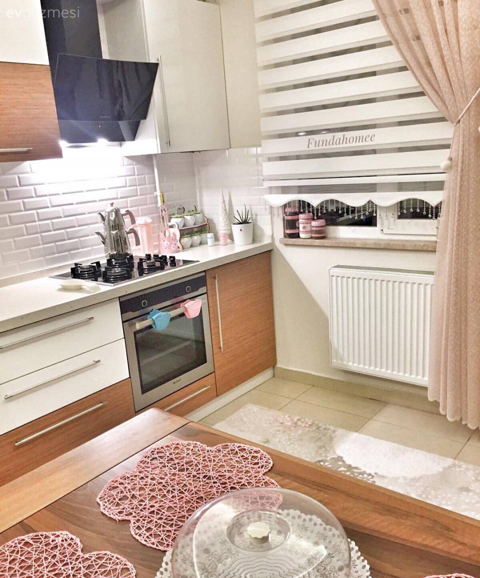 Modern stile sıcaklık katan dokunuşlar. Funda hanımın keyifli evi..