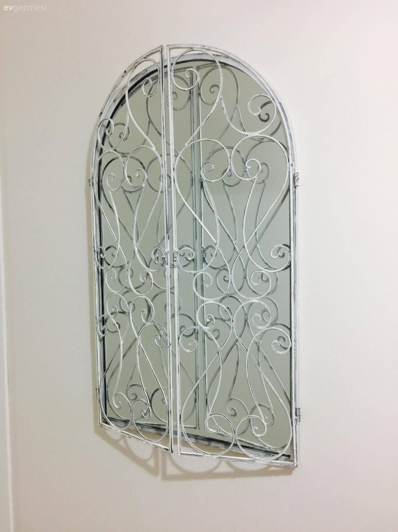 Dekoratif objelerle zenginleşen, sakin ve şık bir ev: Merve hanımın evi.