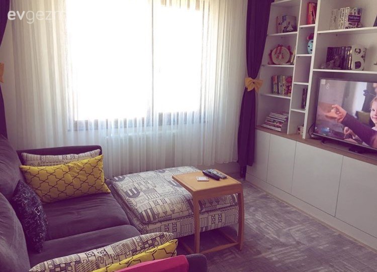 Modern stile canlı dokunuşlar.. Gizem hanımın tatlı mı tatlı evi.