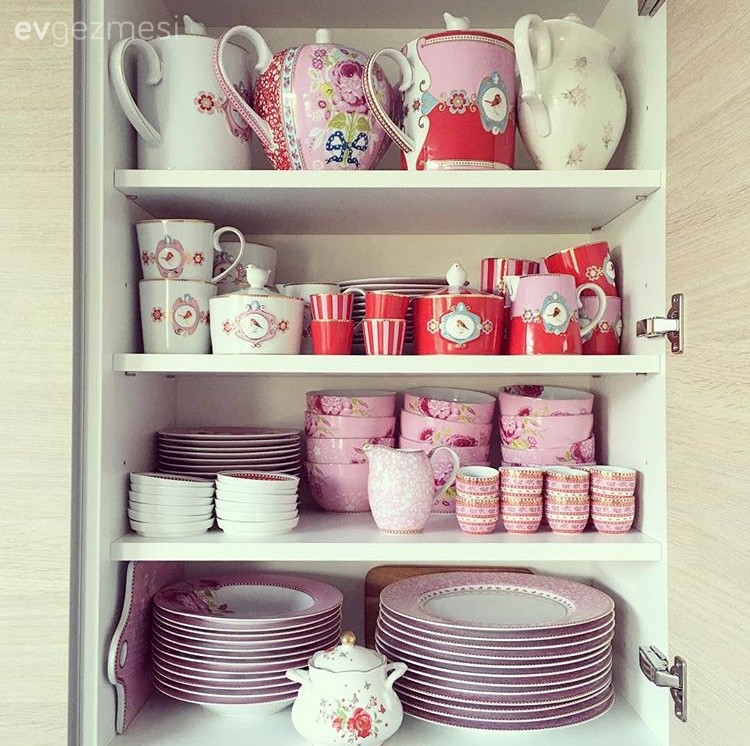 Ayşe hanımın antik stilde, sade ve göz alıcı evi..