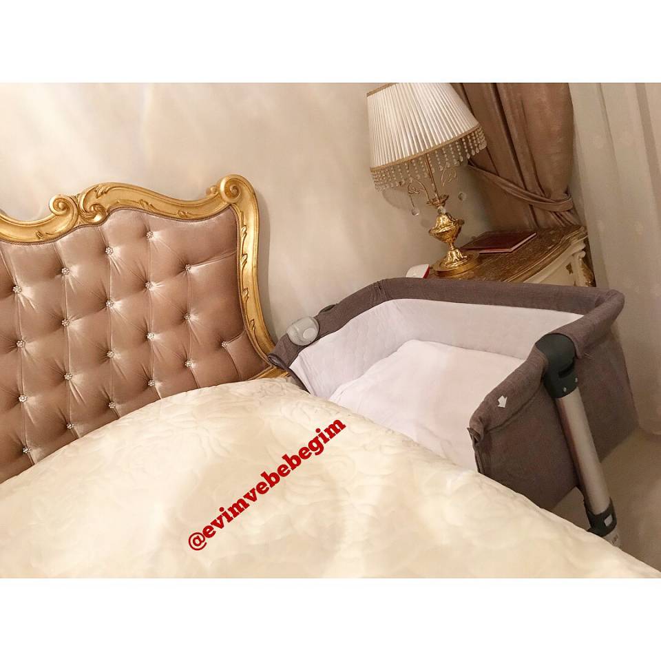 Üç Kuruş Fazla Olsun, Varaklı Olsun. Klasik Stilde Göz Alıcı Bir Ev