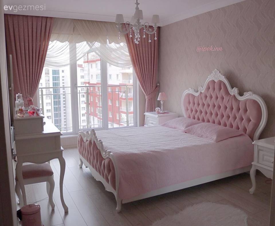 Pasteller ile huzur dolu ve hafif bir his. İpek hanımın evinden..