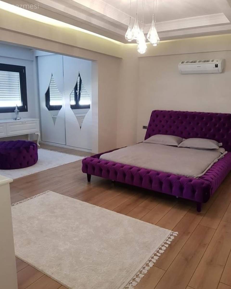 Bu Evin Zamansız Stili Geometrik Çizgilerle Modern Bir Yüz Kazanıyor