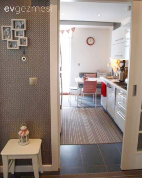 Karolina hanımın, sade ve iç açıcı, tatlı evi..