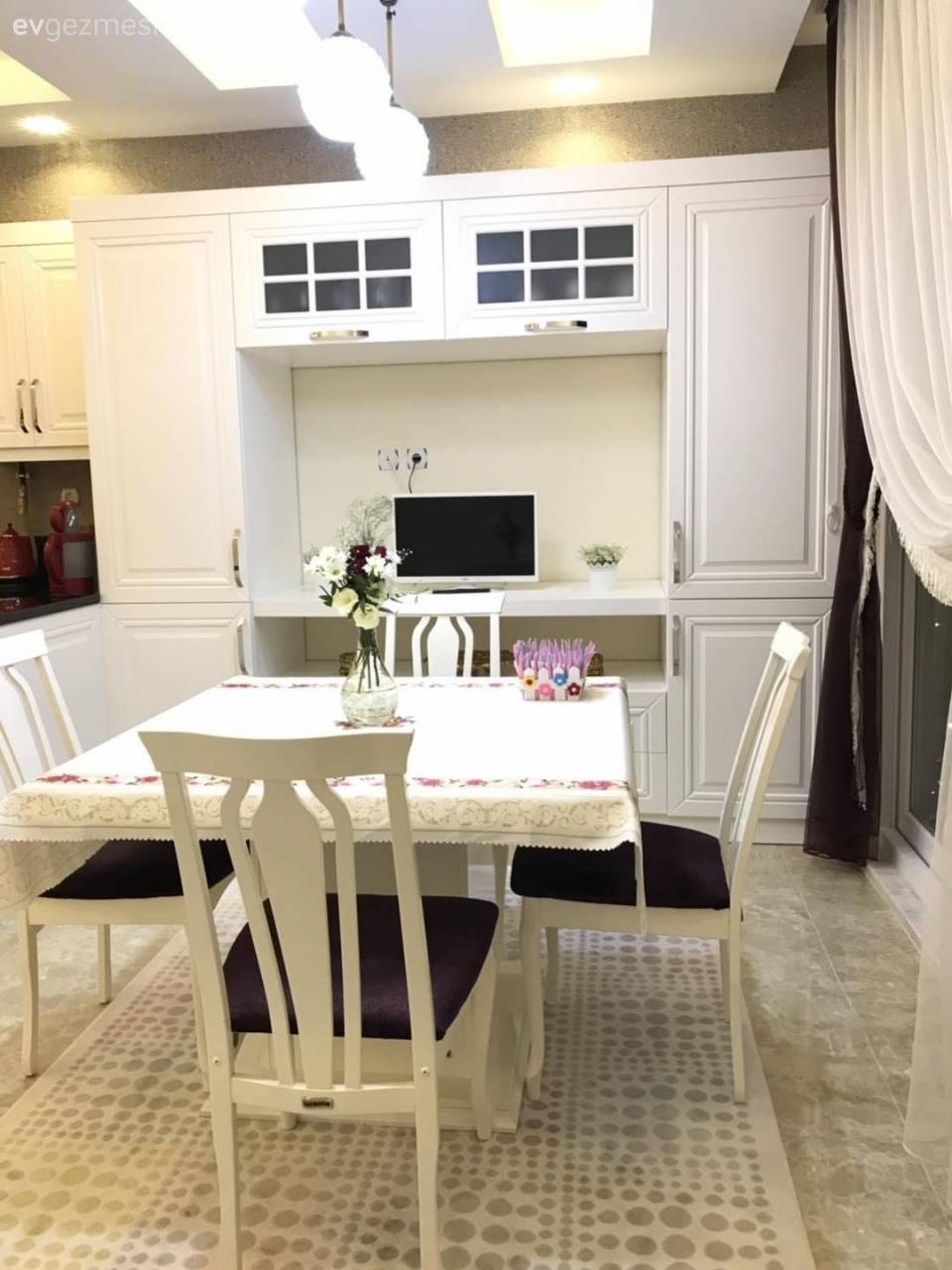 Bu Mutfak Öylesi Zevkli ve Kullanışlı ki, Evde Tüm Zaman Burada Geçebilir