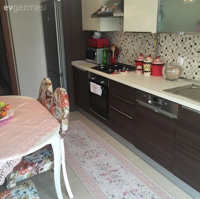 Merve hanımın avangart stile sıcak dokunuşlar kattığı, göz alıcı evi..