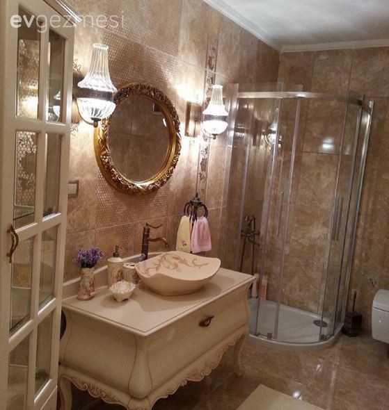 Pınar hanımın eskitme vurgusu ile nostaljik esintili evi..