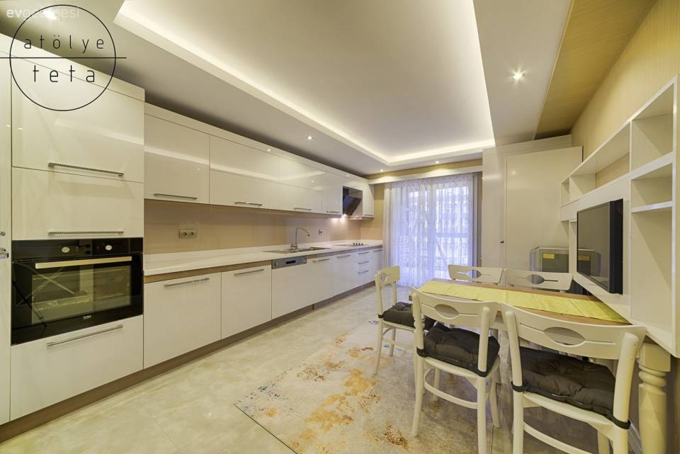 Atölye Teta'dan Modern Klasik, Akıllı Çözümlerle Dolu Bir Konut Tasarımı