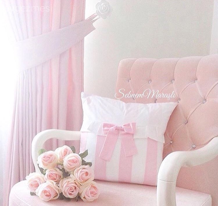 Toz pembe bir dünya: Şebnem hanımın tatlı evi..