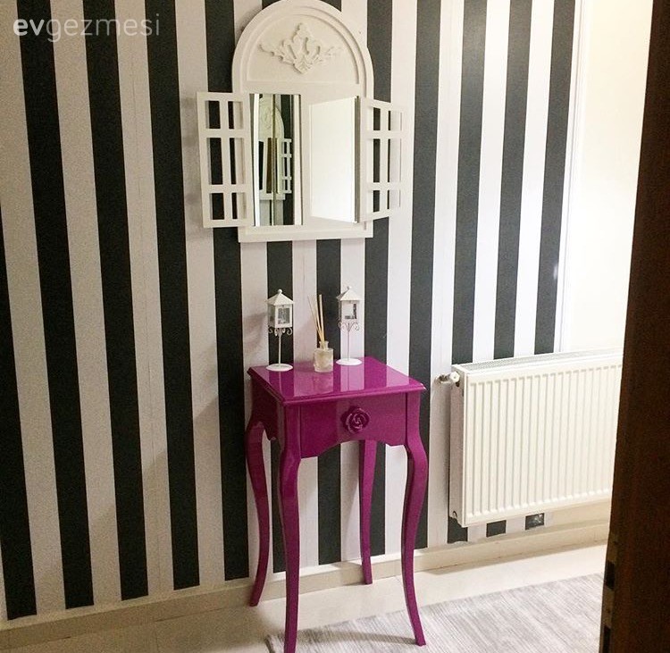 Her odasında farklı renk ve stille.. Genç çiftimizin uyum içinde evi.