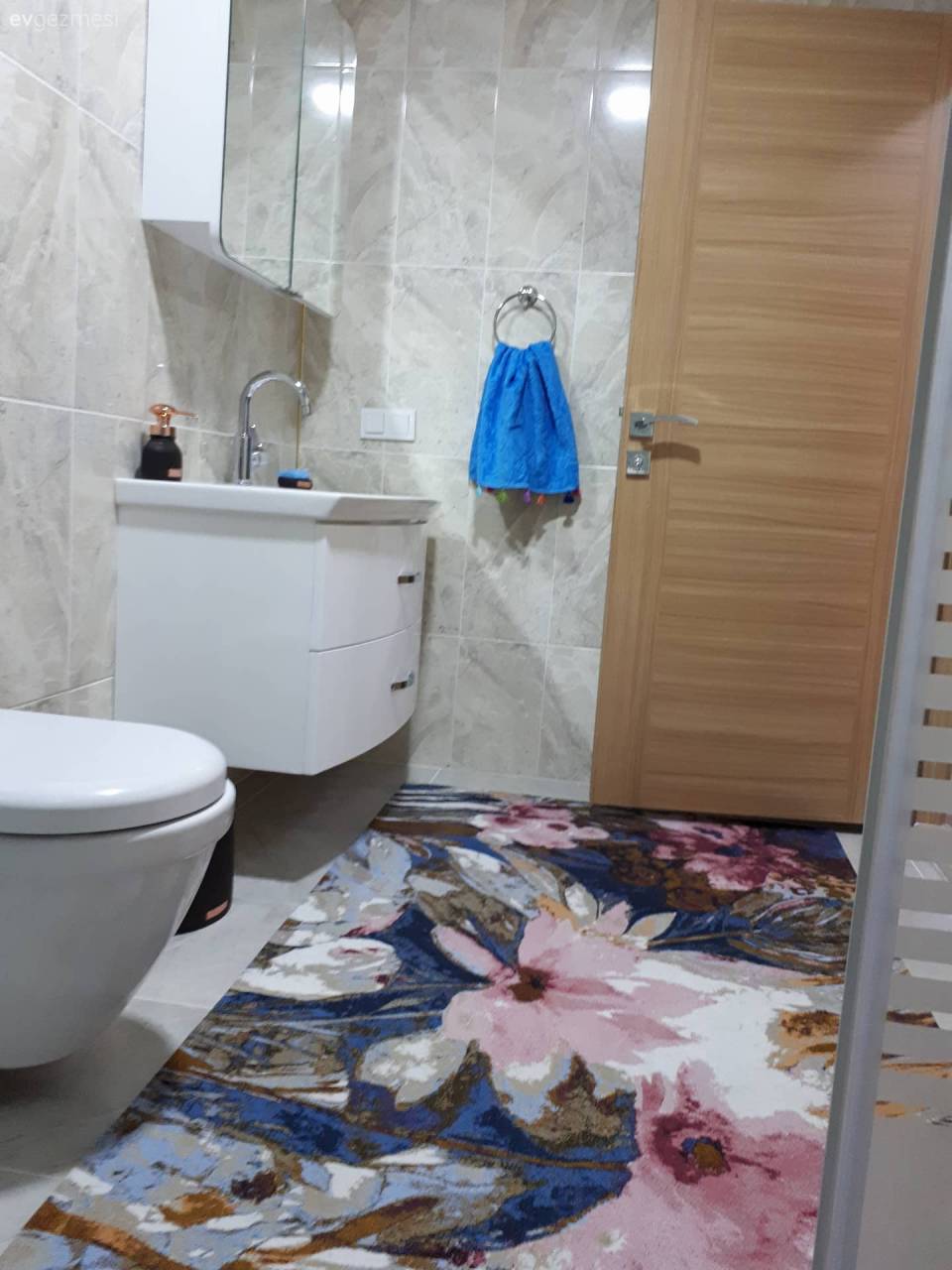 Tuba hanımın evinde keyifli ve stil sahibi bir dekor..