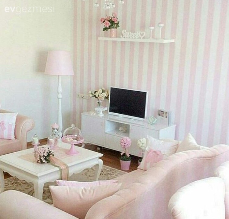 Toz pembe bir dünya: Şebnem hanımın tatlı evi..