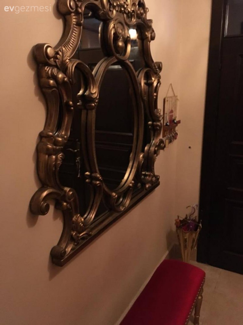 Klasik stilin zamansız şıklığı, sıcak renklerle bir arada..