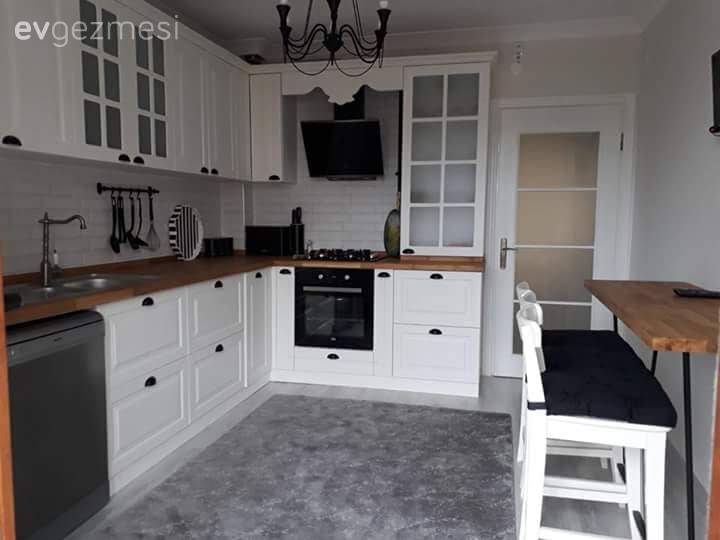 Modern çizgiye klasik dokunuşlar. Melike hanımın özgün ve stil sahibi evi..